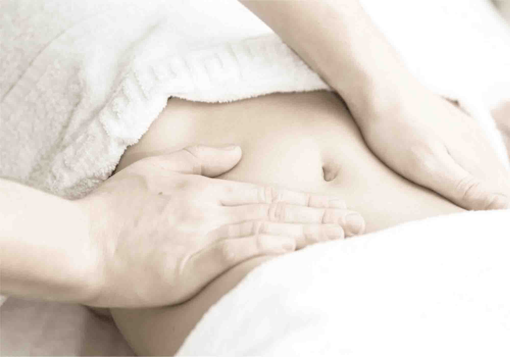 Gentle post-operative lymphatic drainage session in the Lymphyx studio